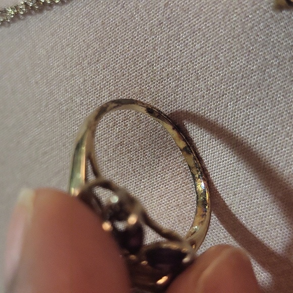 Necklace and Ring set - Picture 7 of 7